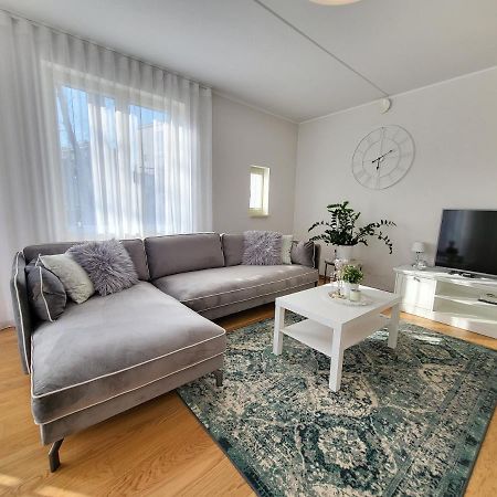 City Center Bright Home Reval Exterior foto